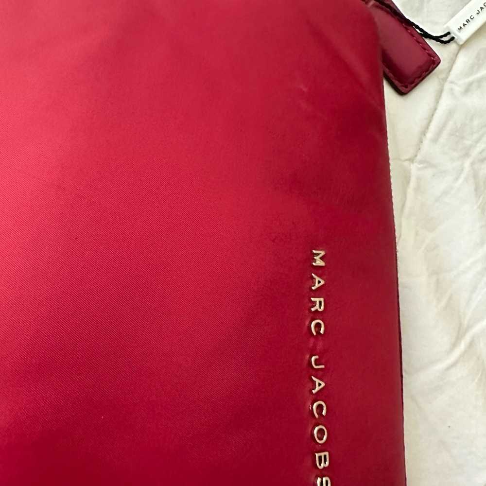 Marc Jacob’s tablet case - Picture 2 of 3